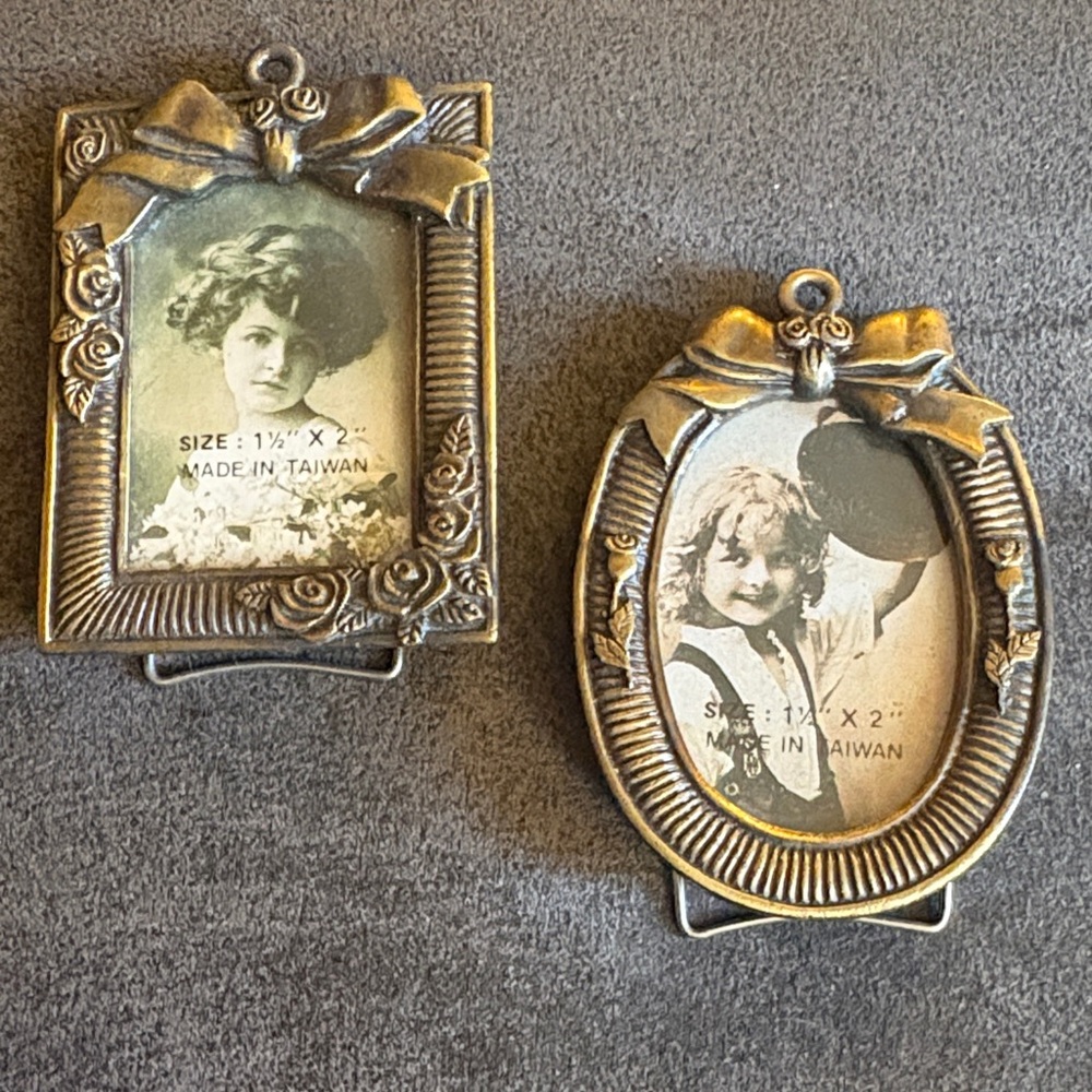 🔥5 FOR $25🔥 Vintage Style Bronze Photo Mini Frames